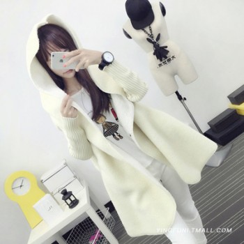 2018秋冬装新款简约连帽加厚羊羔绒保暖中长款毛衣宽松外套女开衫图1