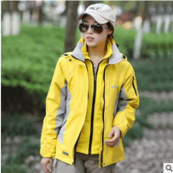 冲锋衣女款三合一户外抓绒可脱卸两件套防风防水秋冬季外套登山服图1