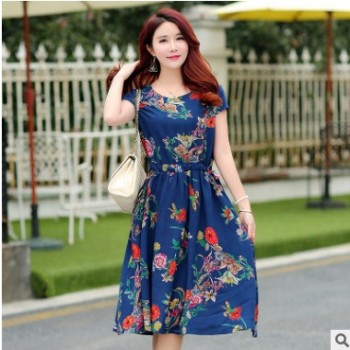 妈妈气质连衣裙夏天2019年新款流行裙子中老年女装夏装中年人夏季图1