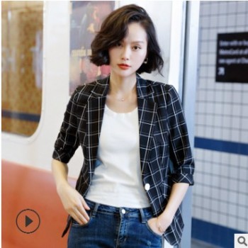 格子西装外套女春装新款五分袖网红小西服上衣短款中袖职业装女夏