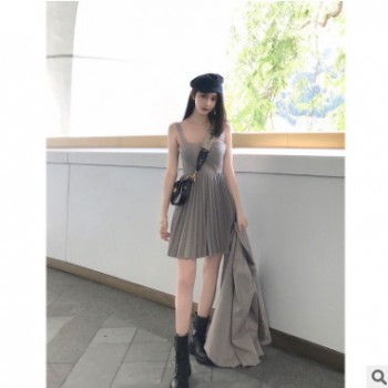 2019春季新款女装复古休闲洋气百褶连衣裙chic西装套装两件套女潮