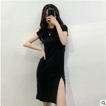 开叉连衣裙-2019春新款显瘦短袖T恤修身开叉性感黑色复古连衣裙女