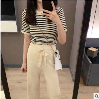 高腰阔腿裤套装女春秋2019新款网红短袖条纹针织上衣休闲两件套图1