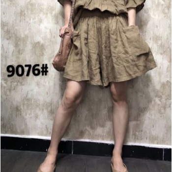 麻橙子2019夏季新款棉麻复古休闲短裤宽松百搭大口袋短裤女