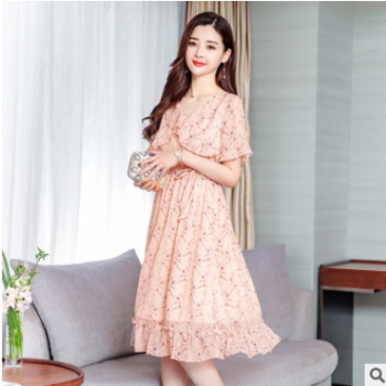 2019夏装新款欧美中长款仙女裙印花喇叭袖雪纺连衣裙女图1