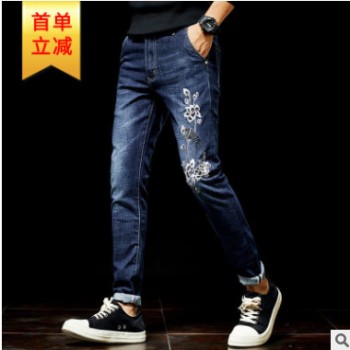 秋季新品男士牛仔裤刺绣个性潮流修身男装青年时尚休闲弹力小脚潮