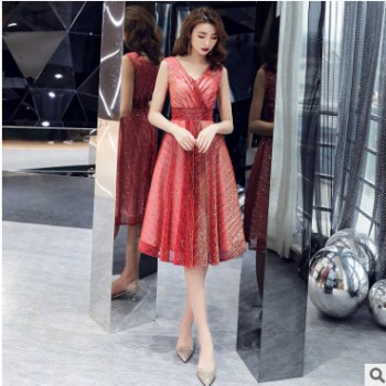 红色礼服裙女气质宴会新娘结婚敬酒服短款回门订婚平时可穿连衣裙图1