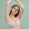 泰国乳胶除螨尚品文胸透气薄款无钢圈小胸一片式无痕隐形扣内衣