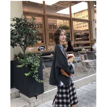 雾霾蓝韩版原宿风开叉加厚套头毛衣女秋冬新款百搭外穿毛针织上衣