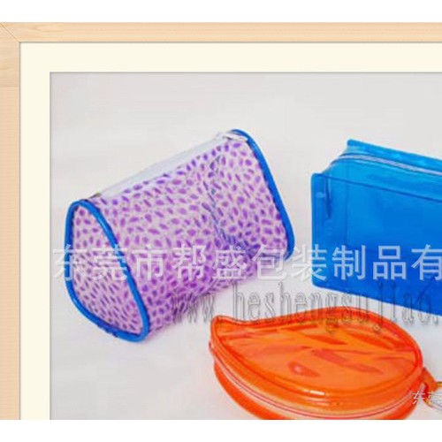 帮盛公司出售PVC透明纽扣化妆品袋  化妆品旅行套装 量大从优图3