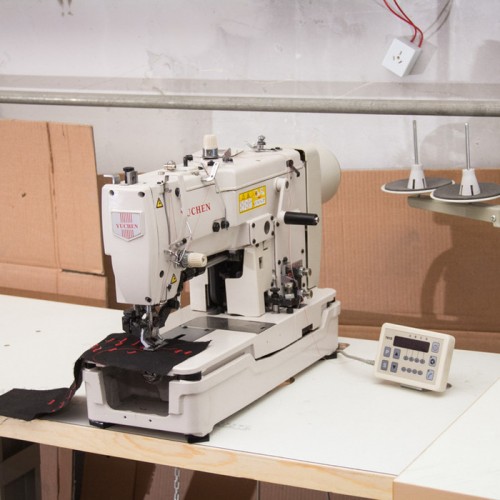 直销现货直驱平头锁眼机工厂用禹臣锁式781D/缝制设备 缝纫设备