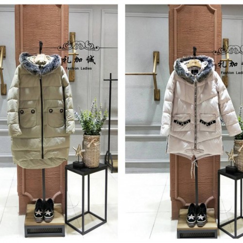 毛领羽绒服品牌折扣店女装折扣货源图8