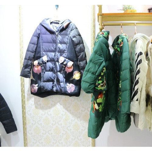 杭州品牌埃文冬装年轻时尚库存羽绒服库存品牌折扣女装折扣店货源图4