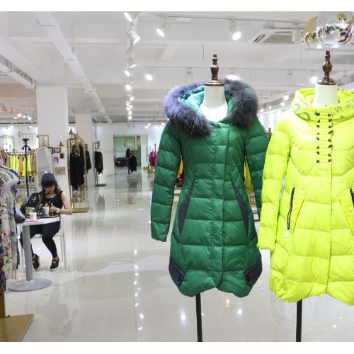 杭州品牌埃文冬装年轻时尚库存羽绒服库存品牌折扣女装折扣店货源图6