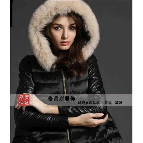 折扣女装代卖，品牌女装代卖，专柜女装批发 全年退换女式羽绒服图6