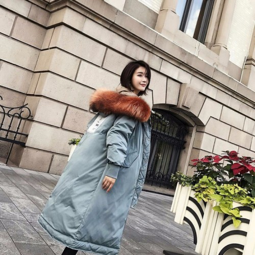 西树影黛高端品牌羽绒服一手货源分份批发雪罗拉羽绒服尾货批发武汉惠品一手货源分份批发图5