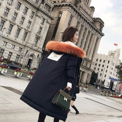 西树影黛高端品牌羽绒服一手货源分份批发雪罗拉羽绒服尾货批发武汉惠品一手货源分份批发图4