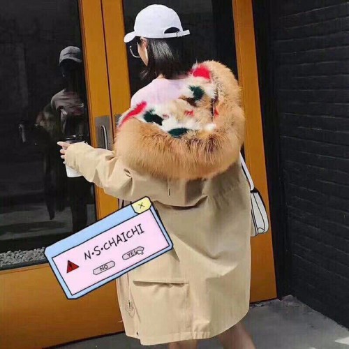 西树影黛高端品牌羽绒服一手货源分份批发雪罗拉羽绒服尾货批发武汉惠品一手货源分份批发图1