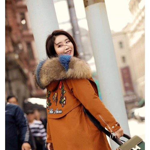 西树影黛高端品牌羽绒服一手货源分份批发雪罗拉羽绒服尾货批发武汉惠品一手货源分份批发图6