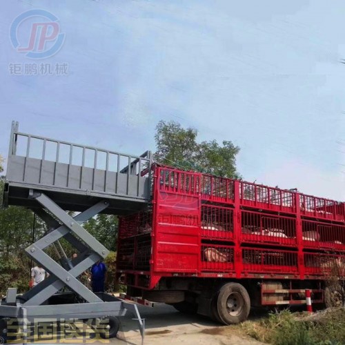 品牌供应 胶州猪场卸猪台  平度小型上猪台图片 莱西装猪升降梯台 即墨简单装猪台图8