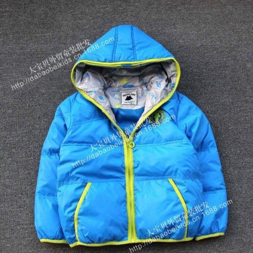 原单 专卖店品牌羽绒服 儿童连帽款羽绒衣 4款7色 7327图3