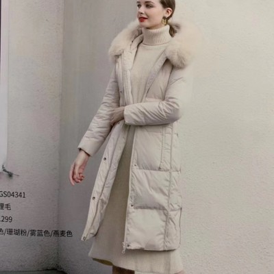 2020秋冬新款杭州女装、东大门、九天国际、艾零度羽绒服女中长款收腰加厚真毛领宽松外套