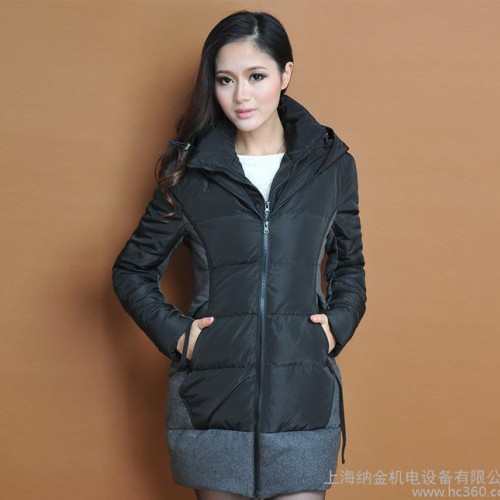 2013冬季新款批发 韩版修身显瘦收腰双层领带帽保暖羽绒服女外套图2