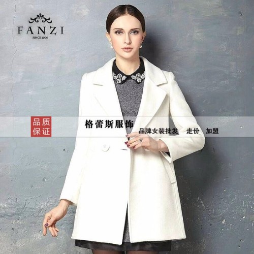 供应30-50岁女装品牌梵姿大衣秋冬大衣外套羽绒服批发图2