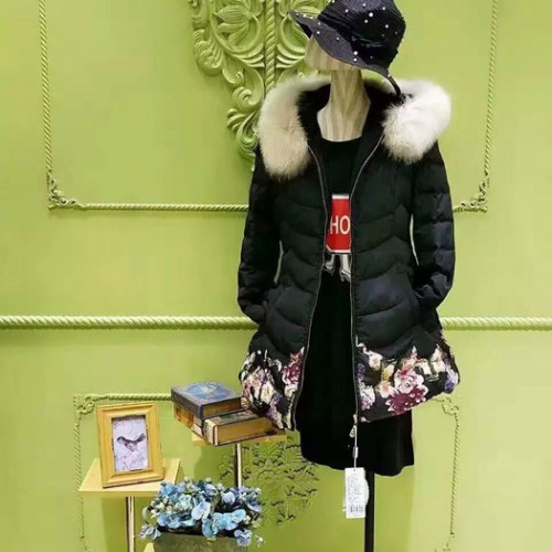武汉惠品高端一线品牌哥芙妮羽绒服库存尾货女装批发图7