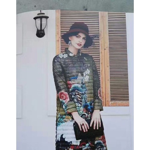 宝莱国际羽绒服大码冬装折扣尾货女装批发武汉惠品大码宝莱国际羽绒服尾货批发图1