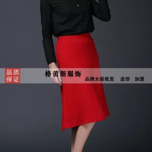 供应一线知名畅销品牌欧时力女式风衣/大衣/羽绒服折扣批发、原单图1