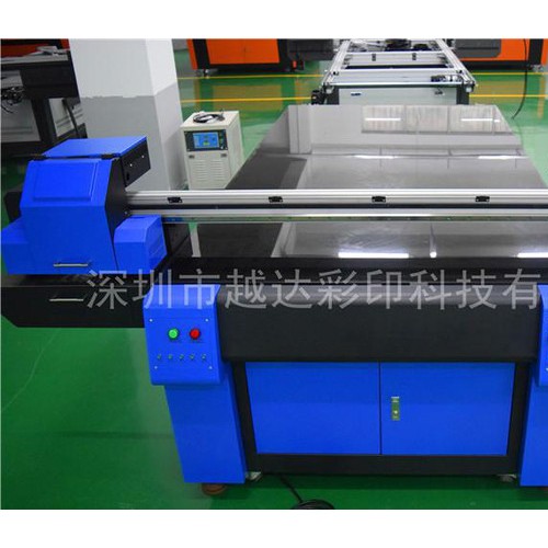 广州皮衣皮革uv打印机 平板数码彩印机 钱包箱包印花喷绘机