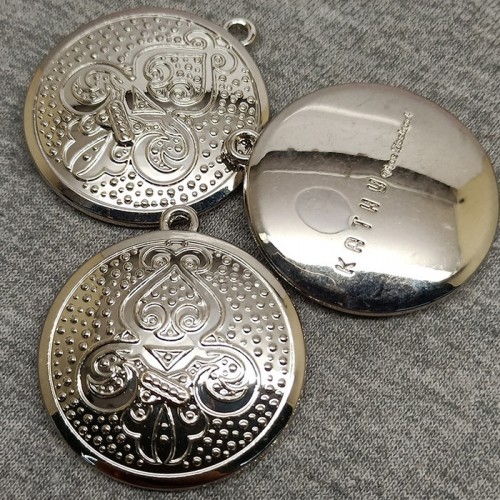 金泰钮扣_服装配件_裤子饰品_卫衣外套服装辅料生产图5