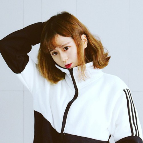 2015青春少女火爆热卖新款抓绒外套 拼色连衣帽班服情侣服女式卫衣图6