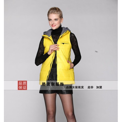 厂家供应品牌女装批发雨腾、帛珂、永菲儿羽绒马甲背心、棉马甲图4