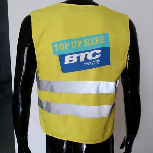 钲兴定制供应反光背心马甲可印字多口袋交通施工安全服骑行运动网金刚牛反光衣图3