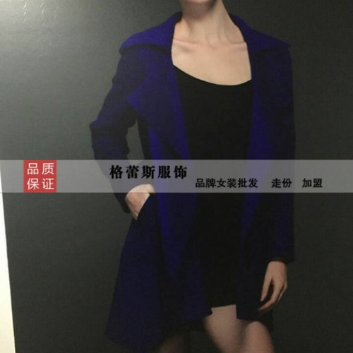 广西品牌女装尾货折扣 鹿王双面呢大衣低价批发 原单**女式风衣/大衣图4