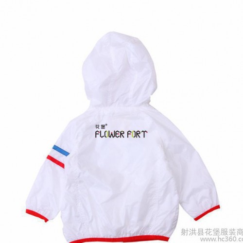品牌童装 春秋新款 小童时尚绣花皮肤风衣 男女宝宝防晒衣图3
