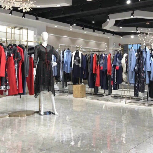 哥邦**女士卫衣毛衣外套品牌折扣女装尾货走份图6
