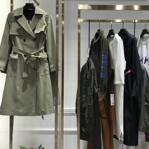 哥邦**女士卫衣毛衣外套品牌折扣女装尾货走份图1