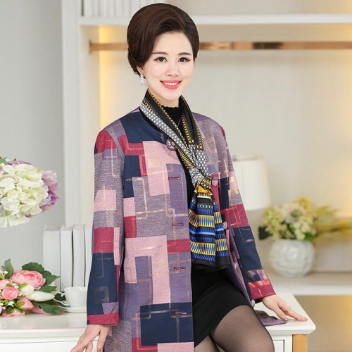 2017中老年女装春装中长款外衣中年妈妈装上衣圆领格子风衣外套女图2