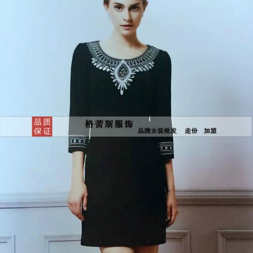 新款太平鸟女装 新款 预购从速女式风衣/大衣图6