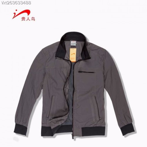 贵人鸟运动品牌5元风衣夹克外套服装尾货批发图6