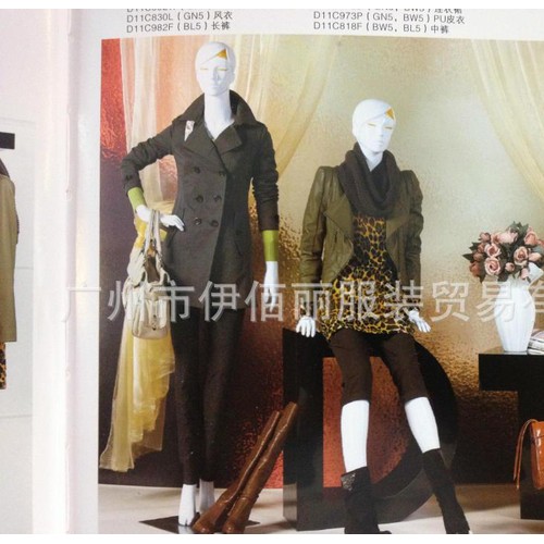 深圳品牌折扣女装 大码女士秋冬外套风衣 混批走份 已售完图3