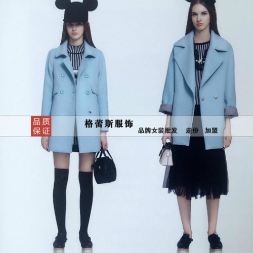 2015年洛呗一新款秋冬装女式风衣/大衣图1