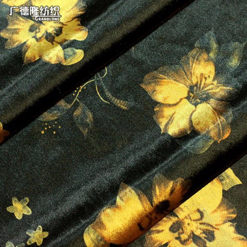 广德隆印花208 YH208 涤氨闪光绒印花秋冬保暖面料 鲜花大花碎花植物 礼服裙子裤子外套上衣家居睡衣休闲服装图3