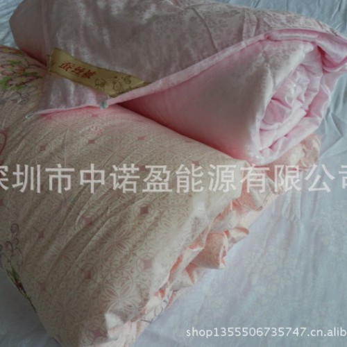 供应郑氏伊岚蚕丝被 钱皇被子 纯棉蚕丝用品