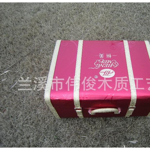 皮箱 多件套皮箱 拱型皮箱 蚕丝被皮箱 家纺包装皮箱 栏杆箱