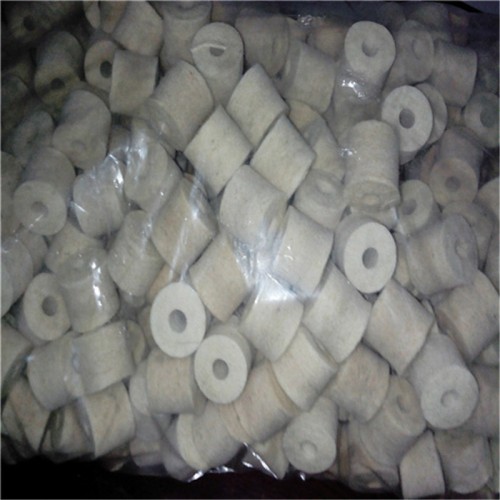 供应超越针刺无纺布 加厚加筋无纺布 大棚保暖无纺布 工业用布 汽车内饰毡 定做毛毡包 激光刻毛毡画 电脑包 文件夹图4