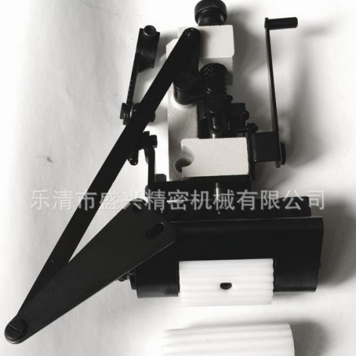 缝纫机VC008后拖轮组件4针齿轮拖布轮送布凸轮图1